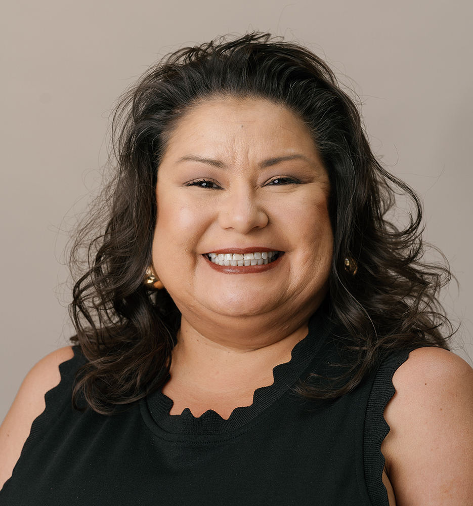 Headshot of Nadine Randklev