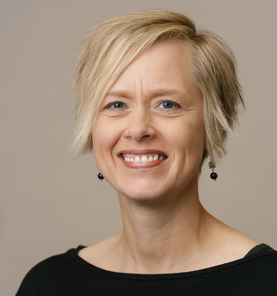 Headshot of Paula Womack