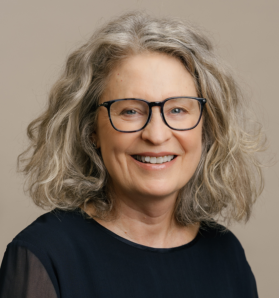 Headshot of Susan Woolley