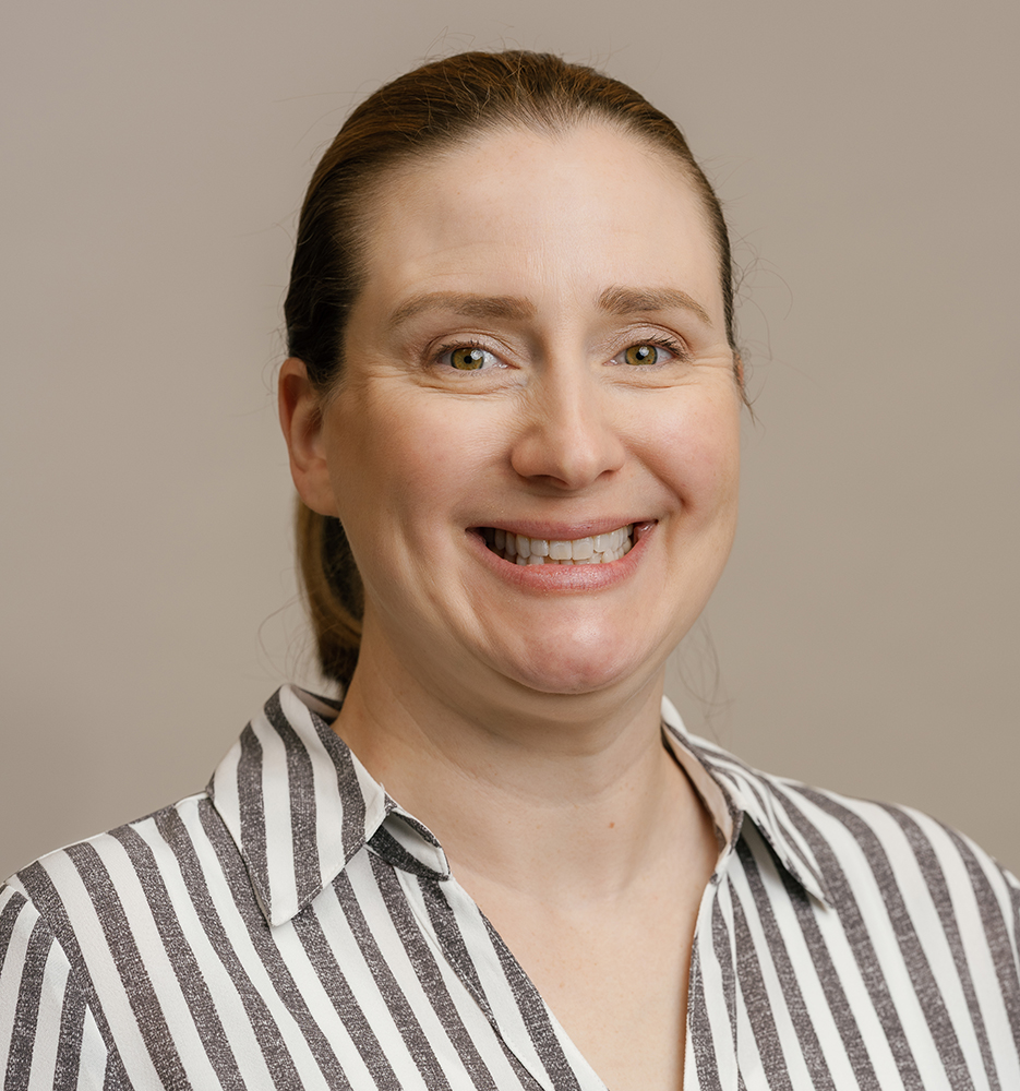 Headshot of Stephanie Lewis