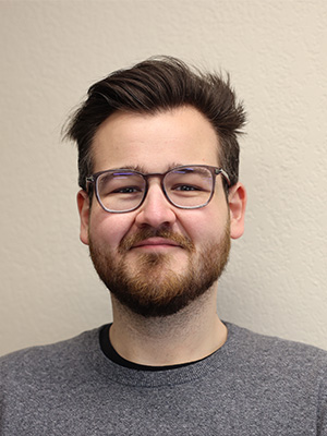 Headshot of Andrew Kelly